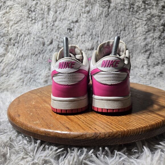 Nike Dunk Low GS Youth Size 5Y Retro Cute Pink/White Laser Fuschia FB9109-102 - Picture 4 of 8